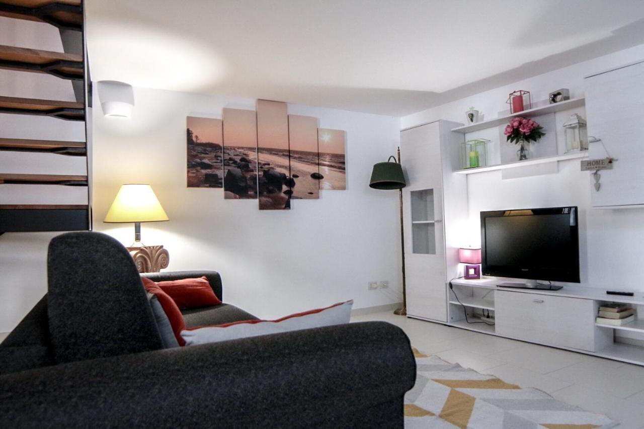 Apartament Mega House Katania Zewnętrze zdjęcie